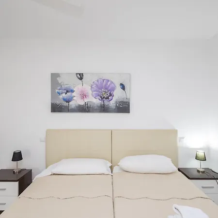 Lightbooking Sun Club Deluxe Apartment Playa del Inglés
